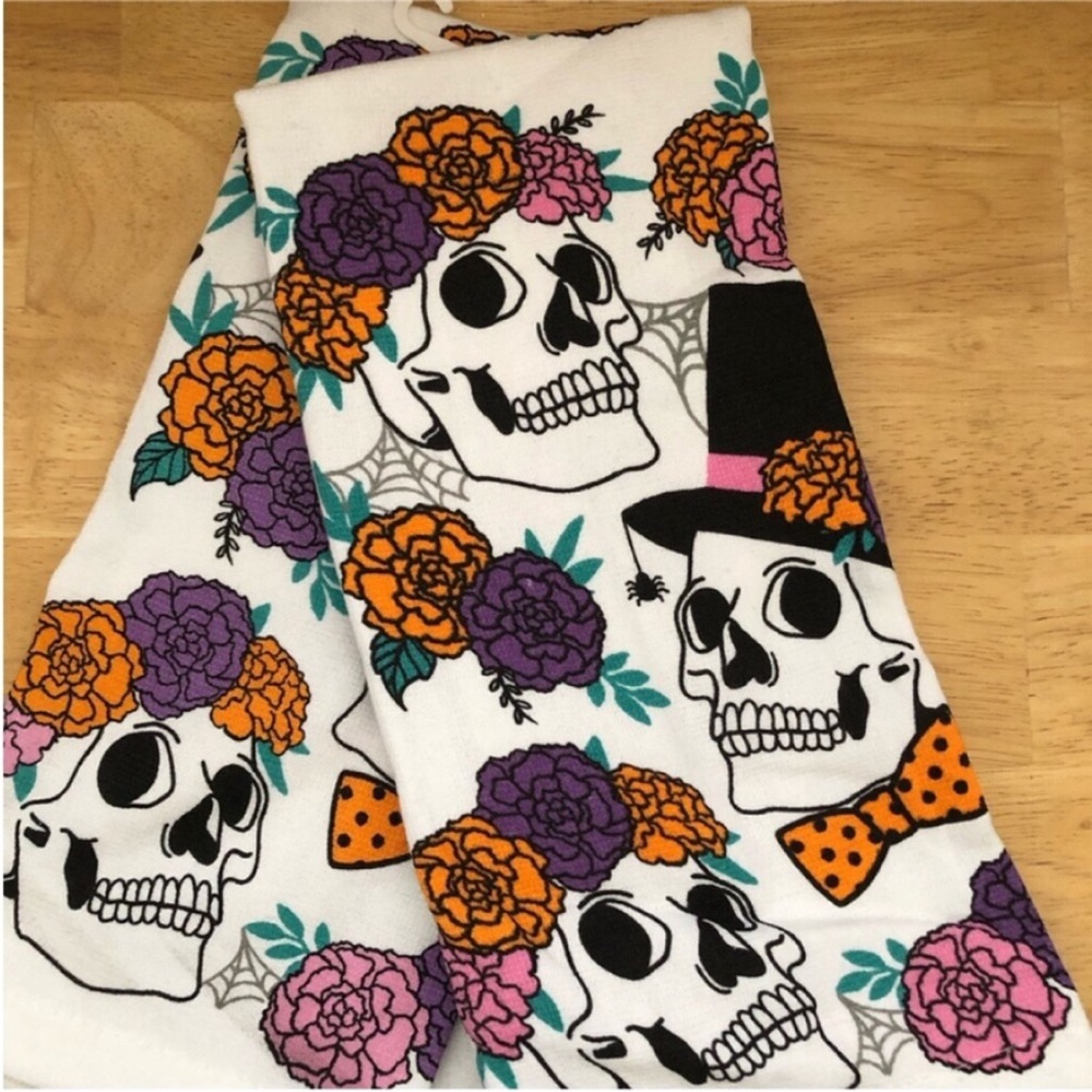 Colorful Skull Print Towels